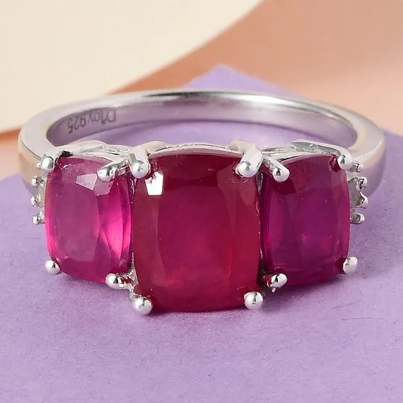 Niassa Ruby and Diamond 3 Stone Ring Platinum Over Sterling Silver GENUINE RUBY - Picture 2 of 6